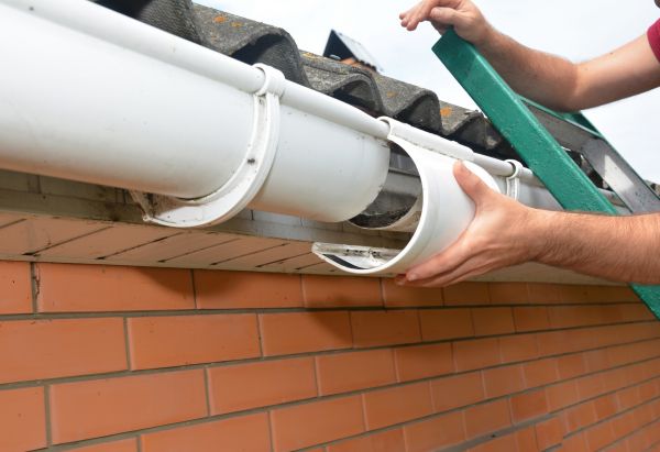 Gutter Seam Repair in Brunswick