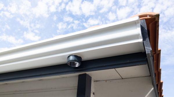 Seamless Gutters Installation in Brunswick