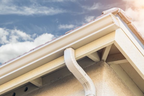Seamless Gutter Replacement in Brunswick